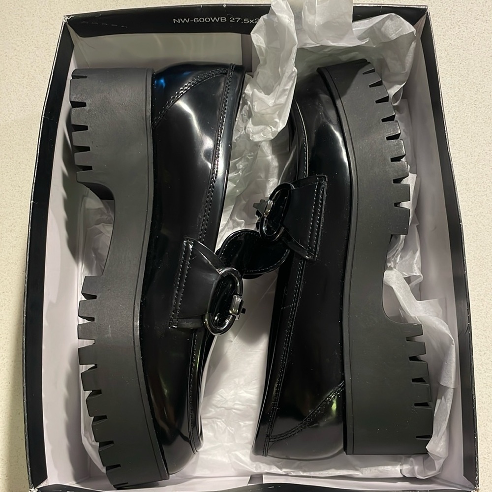 Brand New Nine West loafers